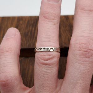 Size 6 925 Sterling Silver Cute Pattern Diamond Cut Ring